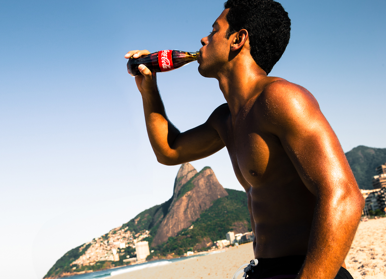 Reinsdorf-Advertising-Coke-Lifestyle-Brazil-World-Cup-Action-001