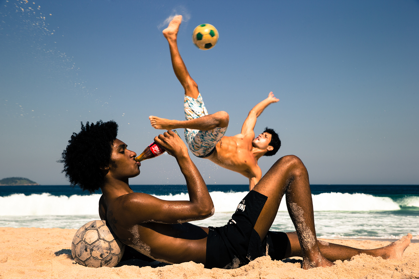 Reinsdorf-Advertising-Coke-Lifestyle-Brazil-World-Cup-Action_001